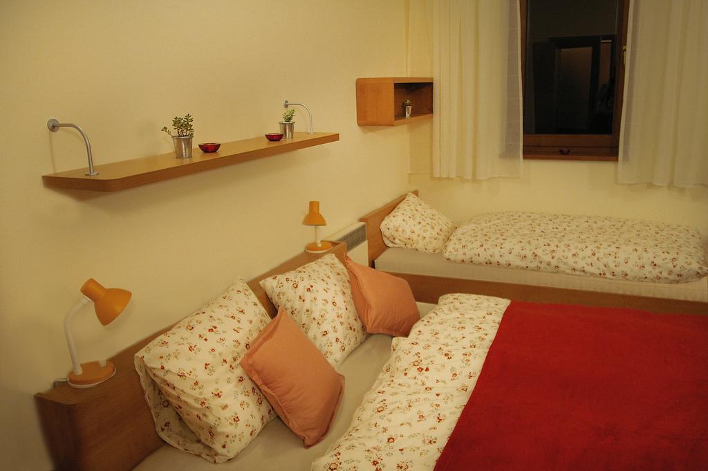 Apartman 302 Oscadnica Buitenkant foto